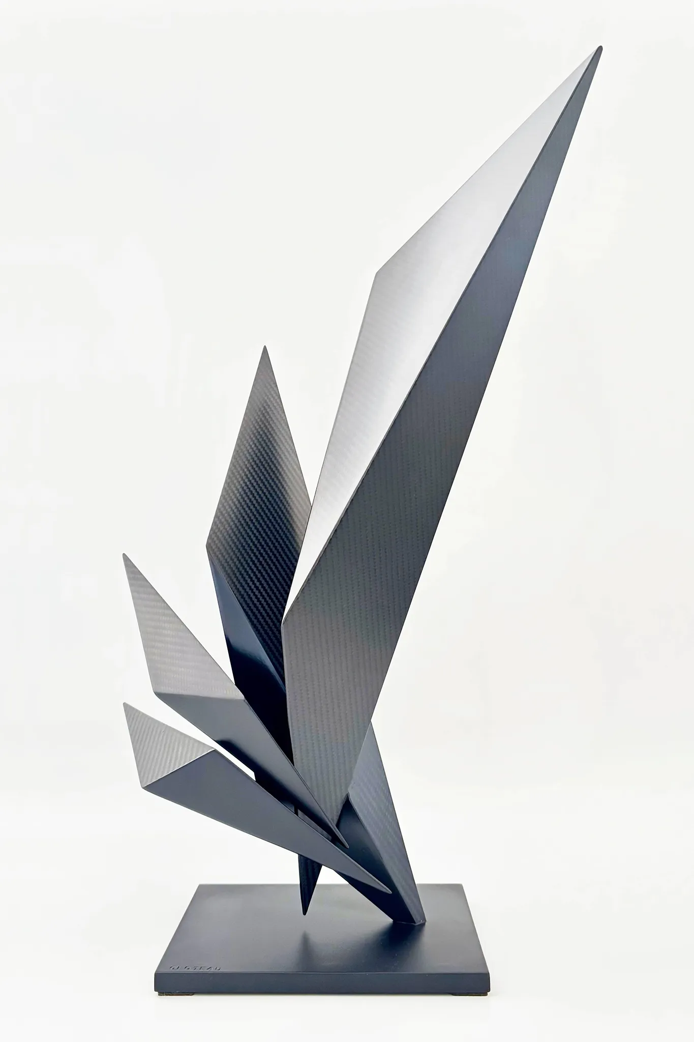 galerie-cilas-stephane-cloteau-in-the-realm-of-shadows